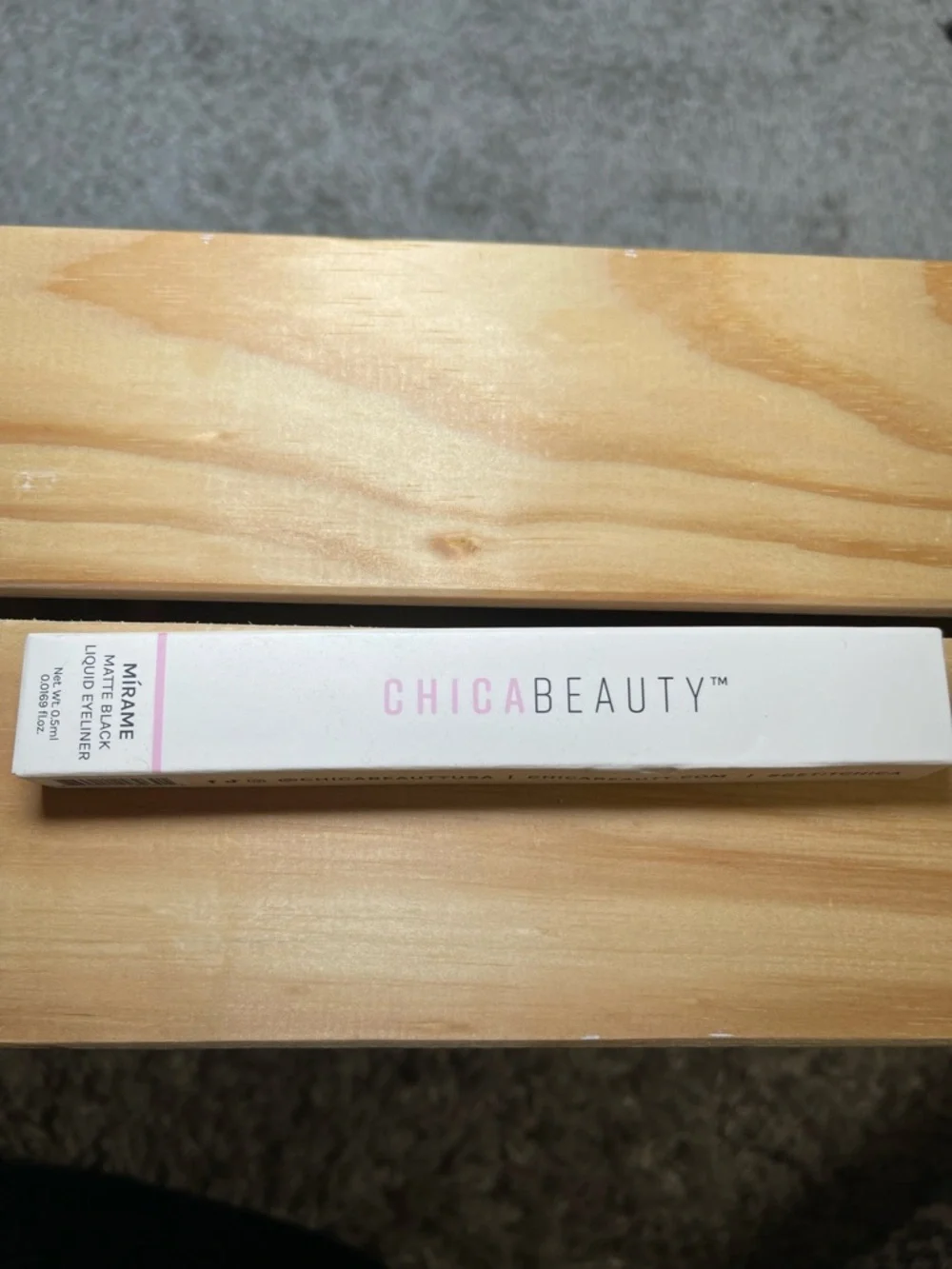 Mirame Liquid Eyeliner - Black